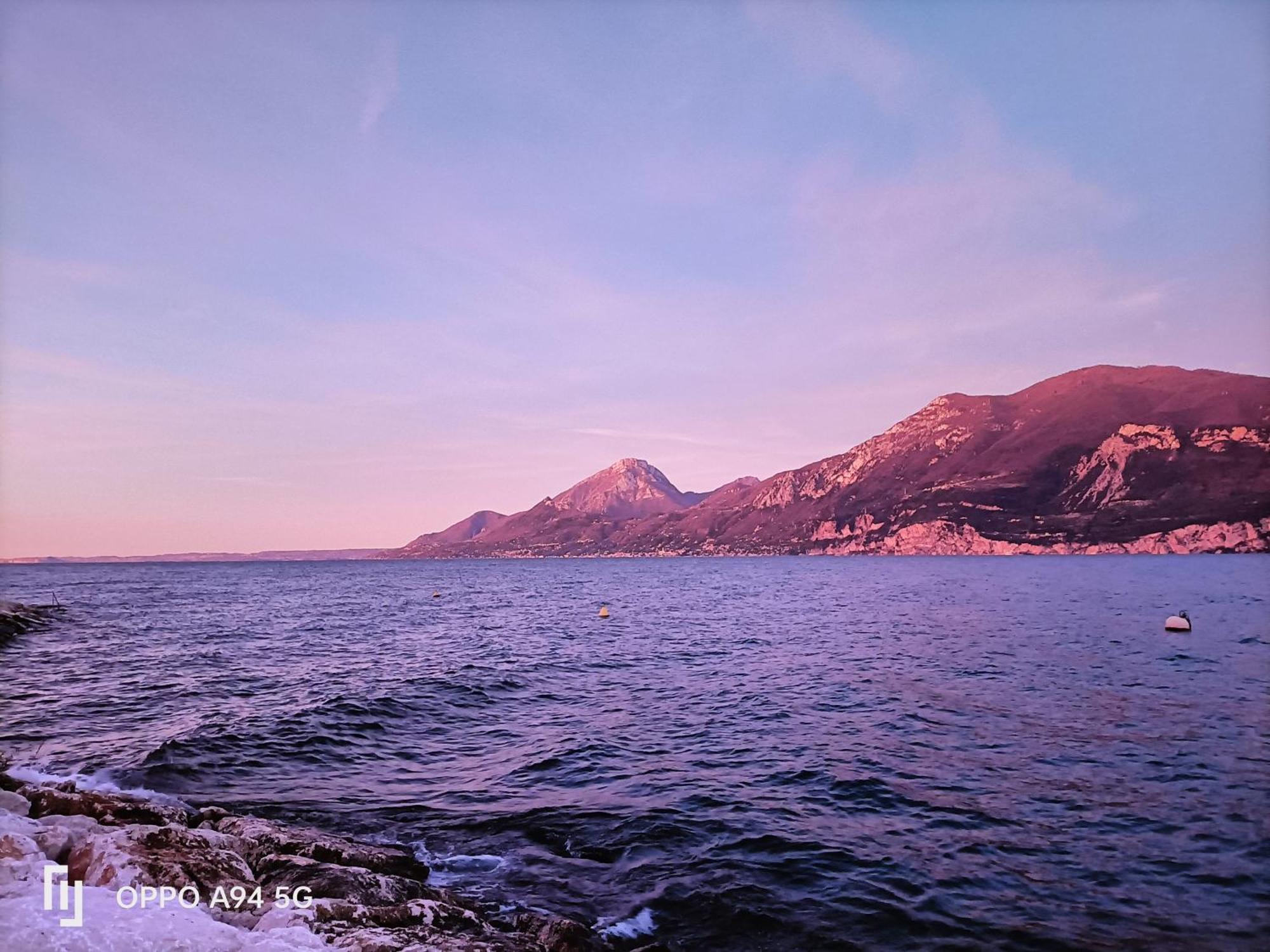 Appartamenti Casa Nina, Lago,Montagne, Uliveti Brenzone sul Garda Exterior photo